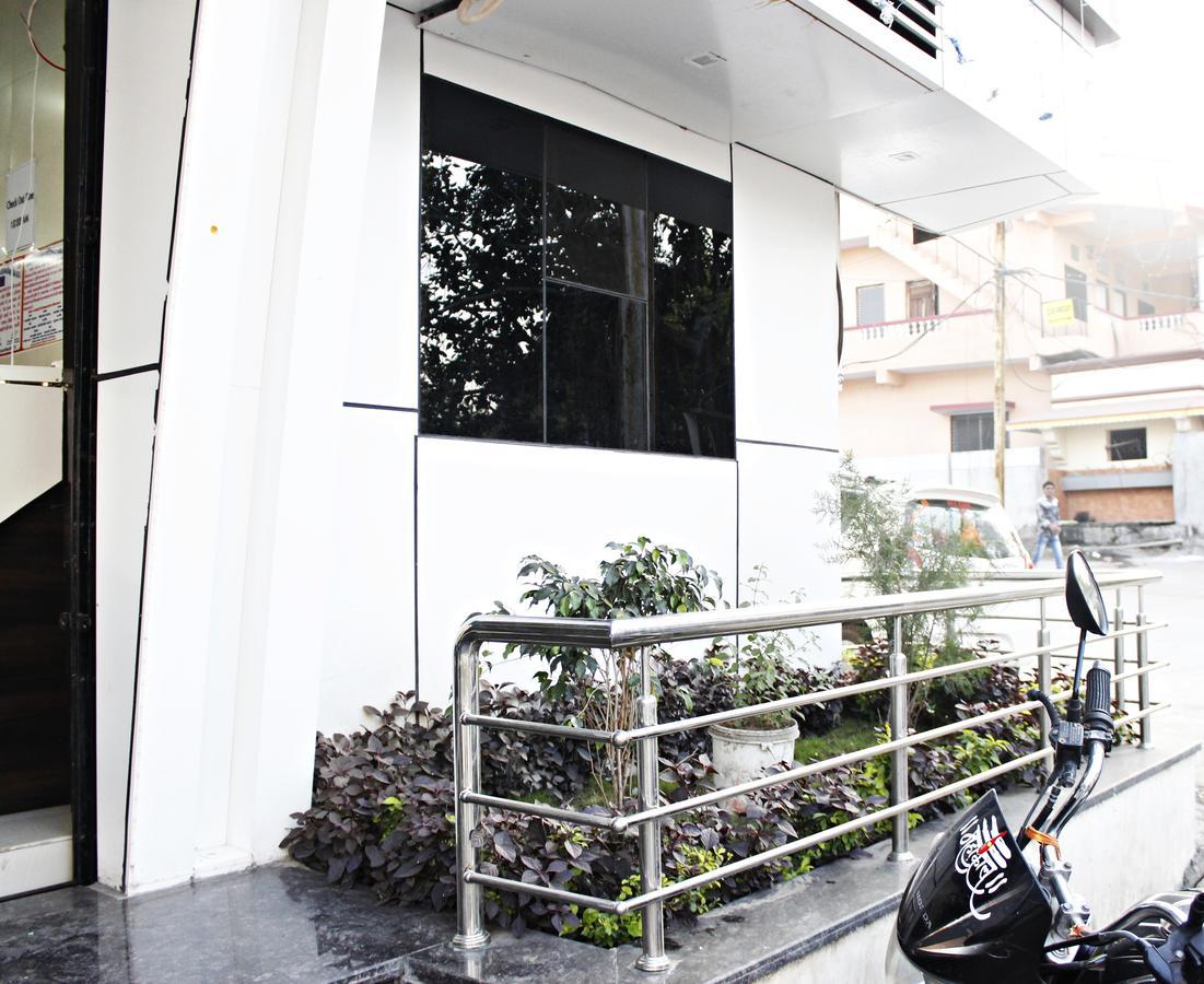 Hotel Shikhar Inn Ujjain Exteriör bild
